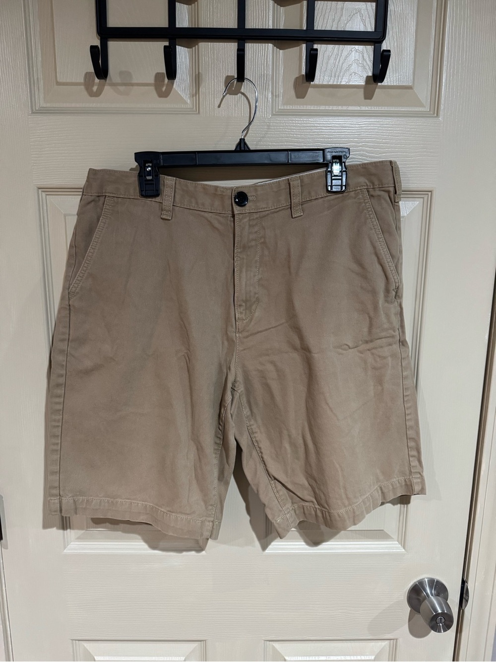 Eddie Bauer Men's Khaki Flat Front Chino Shorts